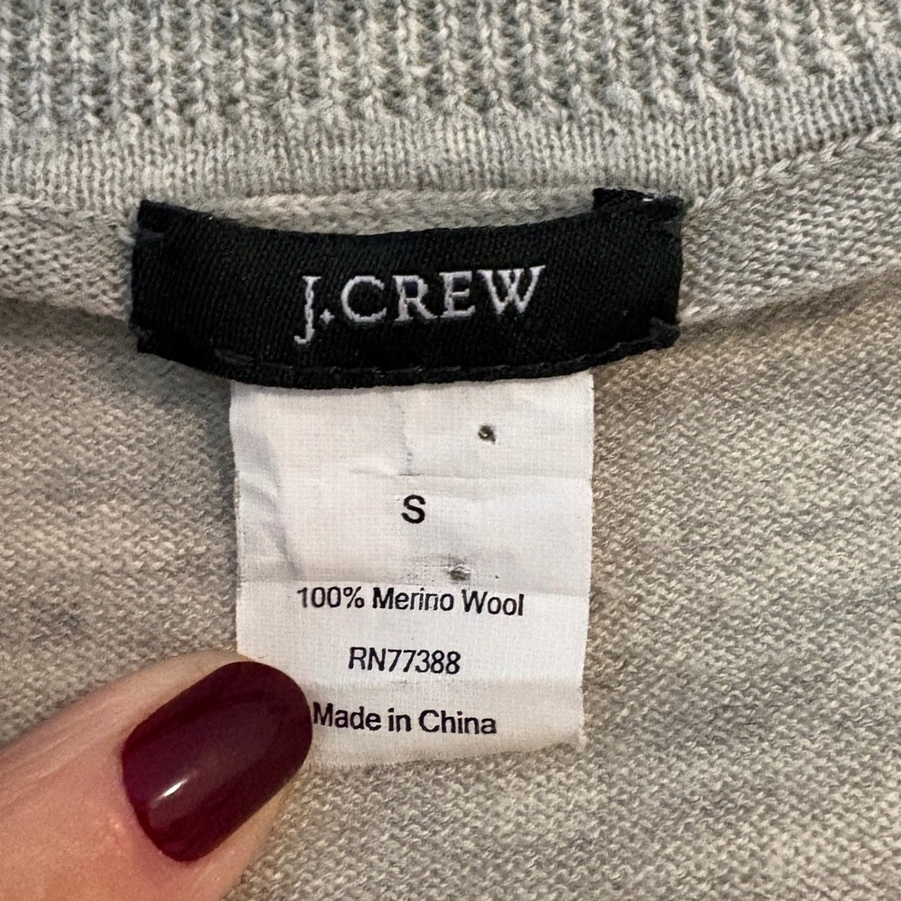 J.Crew Womens Heather Grey 100% Merino Wool V-Neck Sweater 73187 Small - Picture 3 of 4
